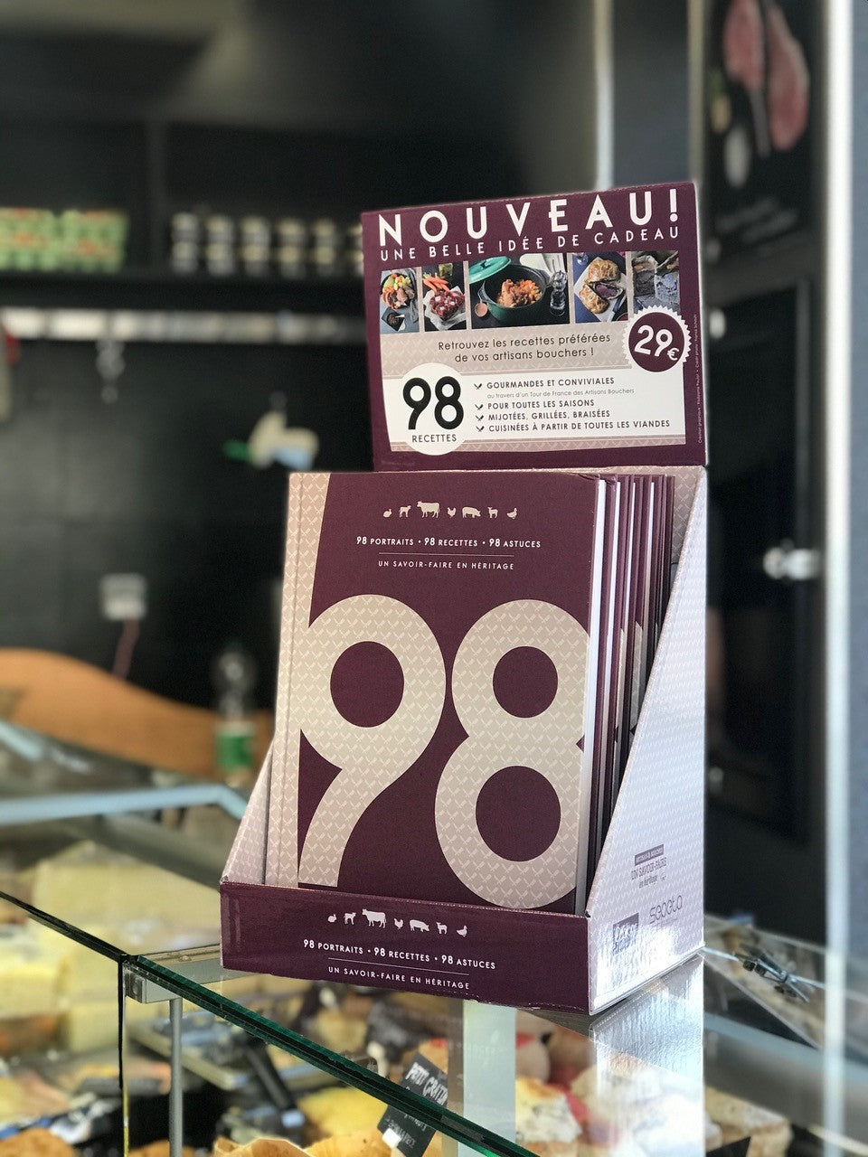 LOT DE 12 LIVRES 98 RECETTES